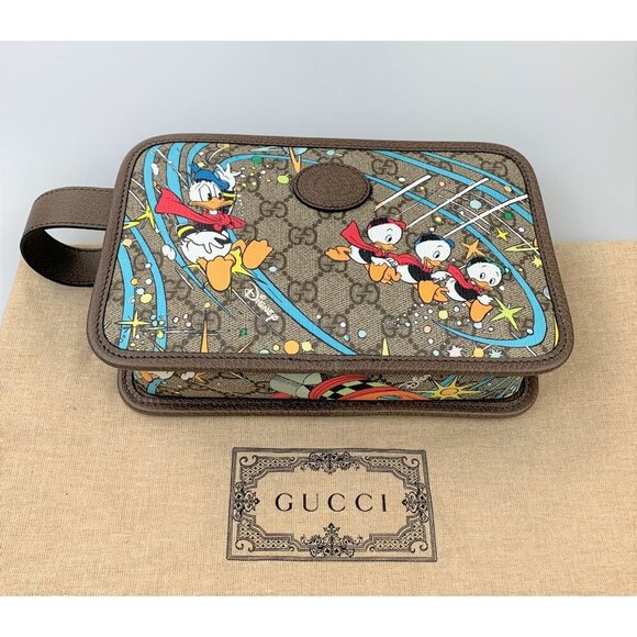 NEW Gucci x Disney Gucci Donald Duck cosmetic case - Picture 1 of 13
